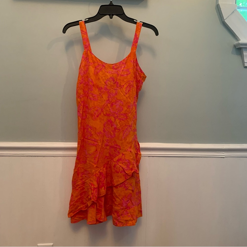 Peppermint Bay beautiful dress. Women’s Small.